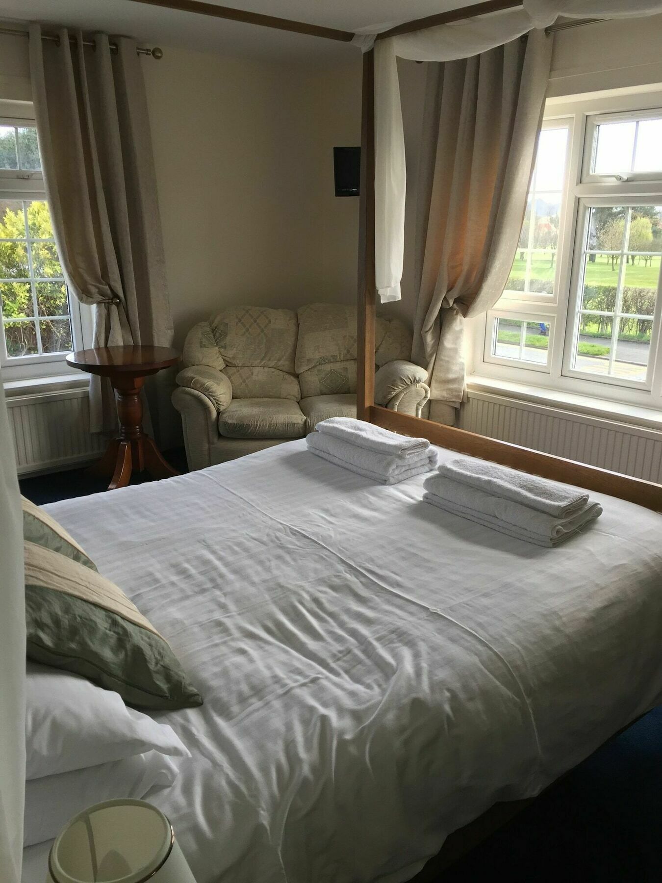 Scalby  The Ivanhoe Hotel Scarborough المظهر الخارجي الصورة